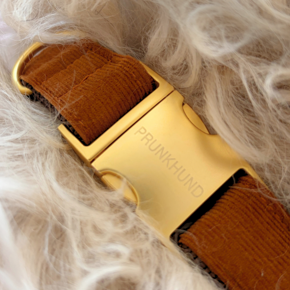 Halsband COGNAC