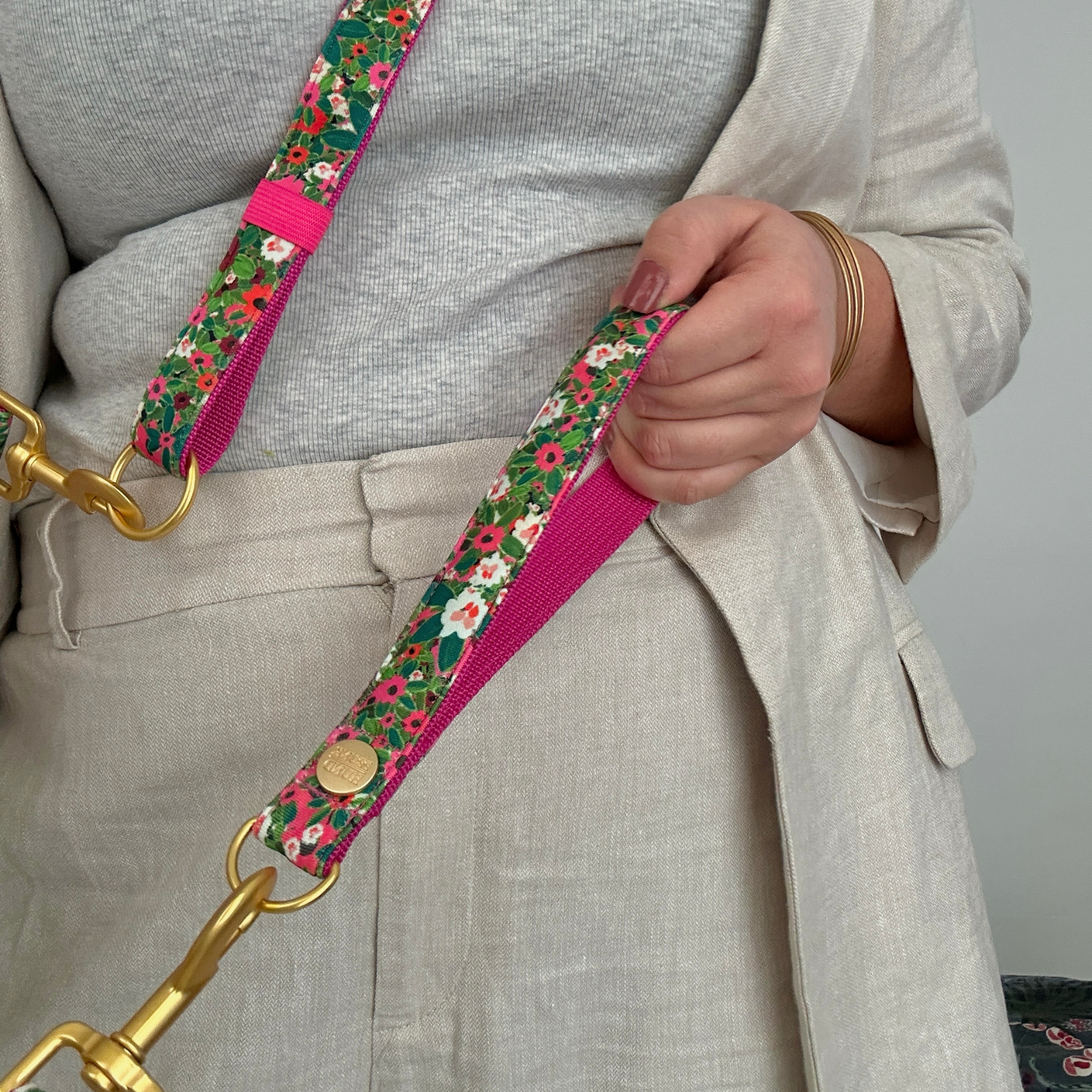 ESSENTIAL hand loop POPPY