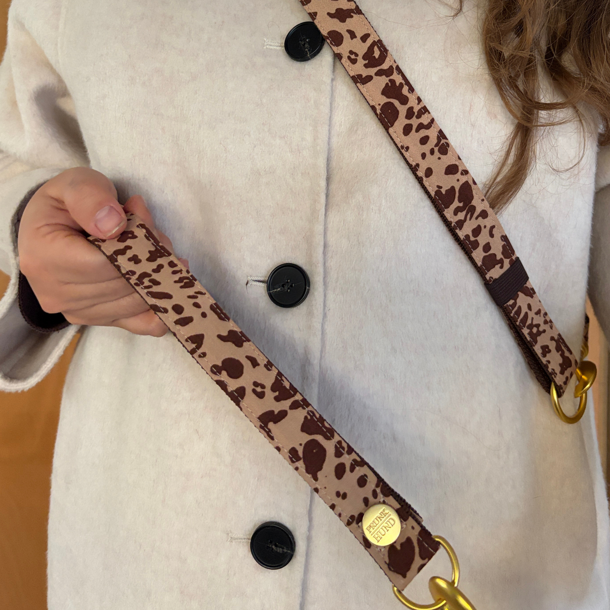 ESSENTIAL hand loop WILD LIFE