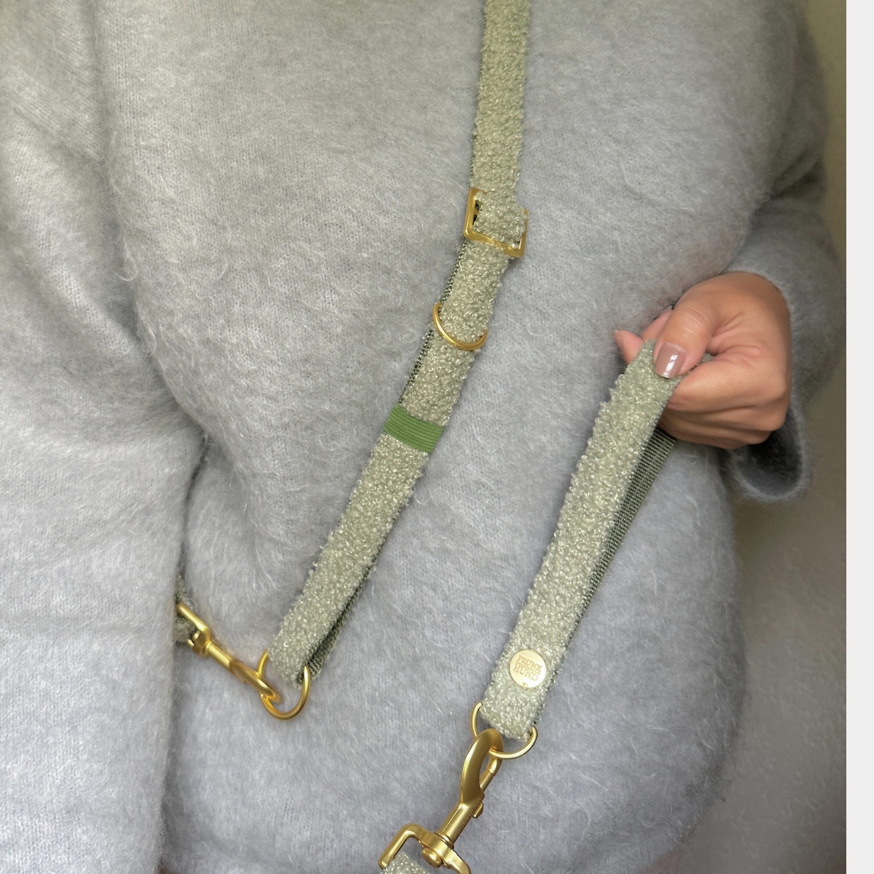 ESSENTIAL hand loop TEDDY tan