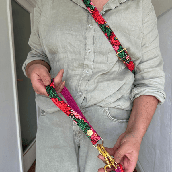 ESSENTIAL hand loop BLOOM
