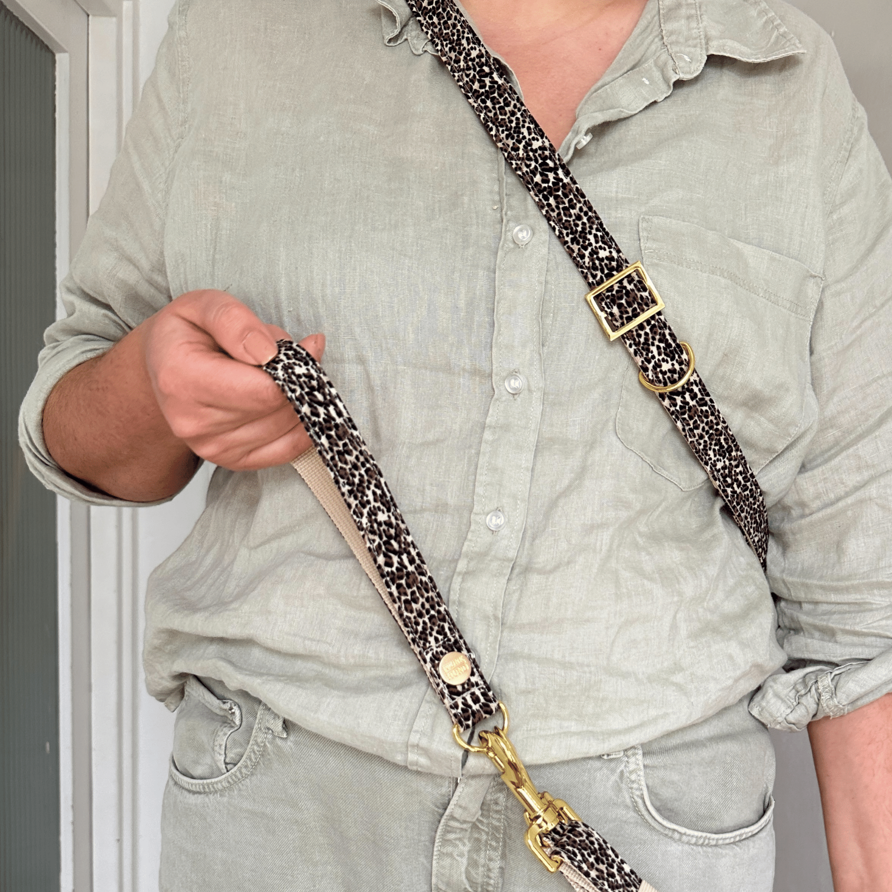 ESSENTIAL hand loop WILD LIFE