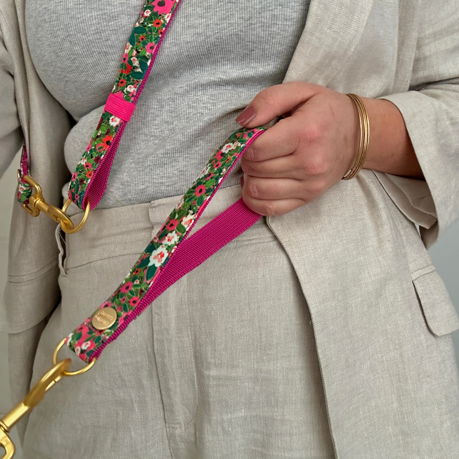 ESSENTIAL hand loop POPPY