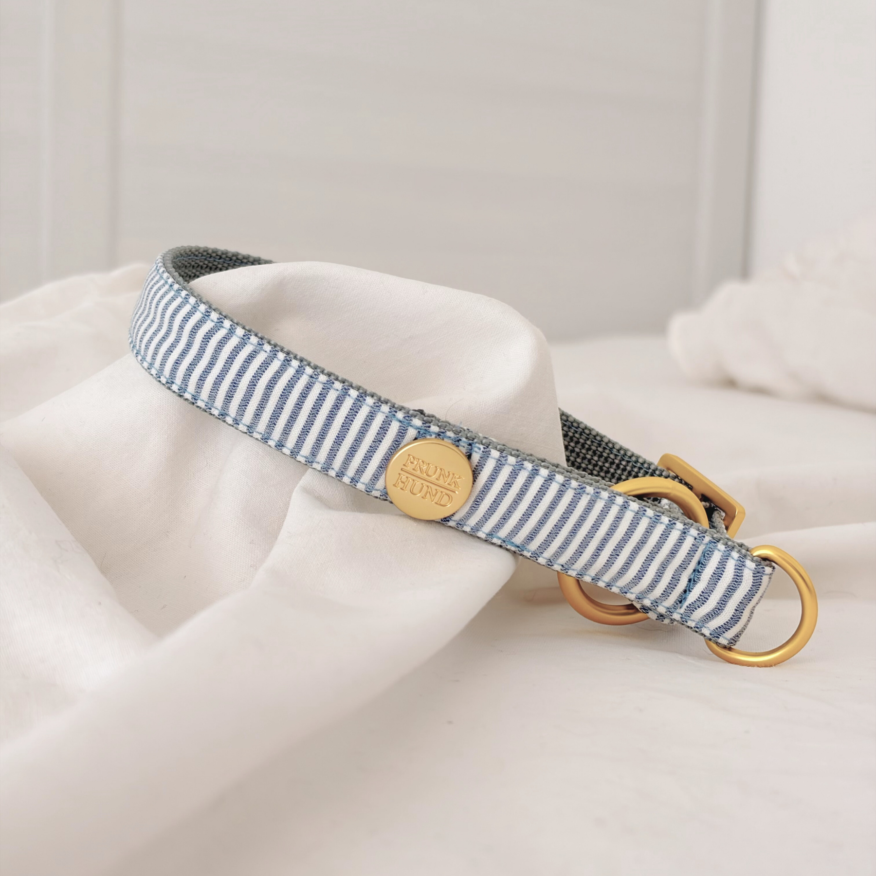 martingale collar WILD LIFE