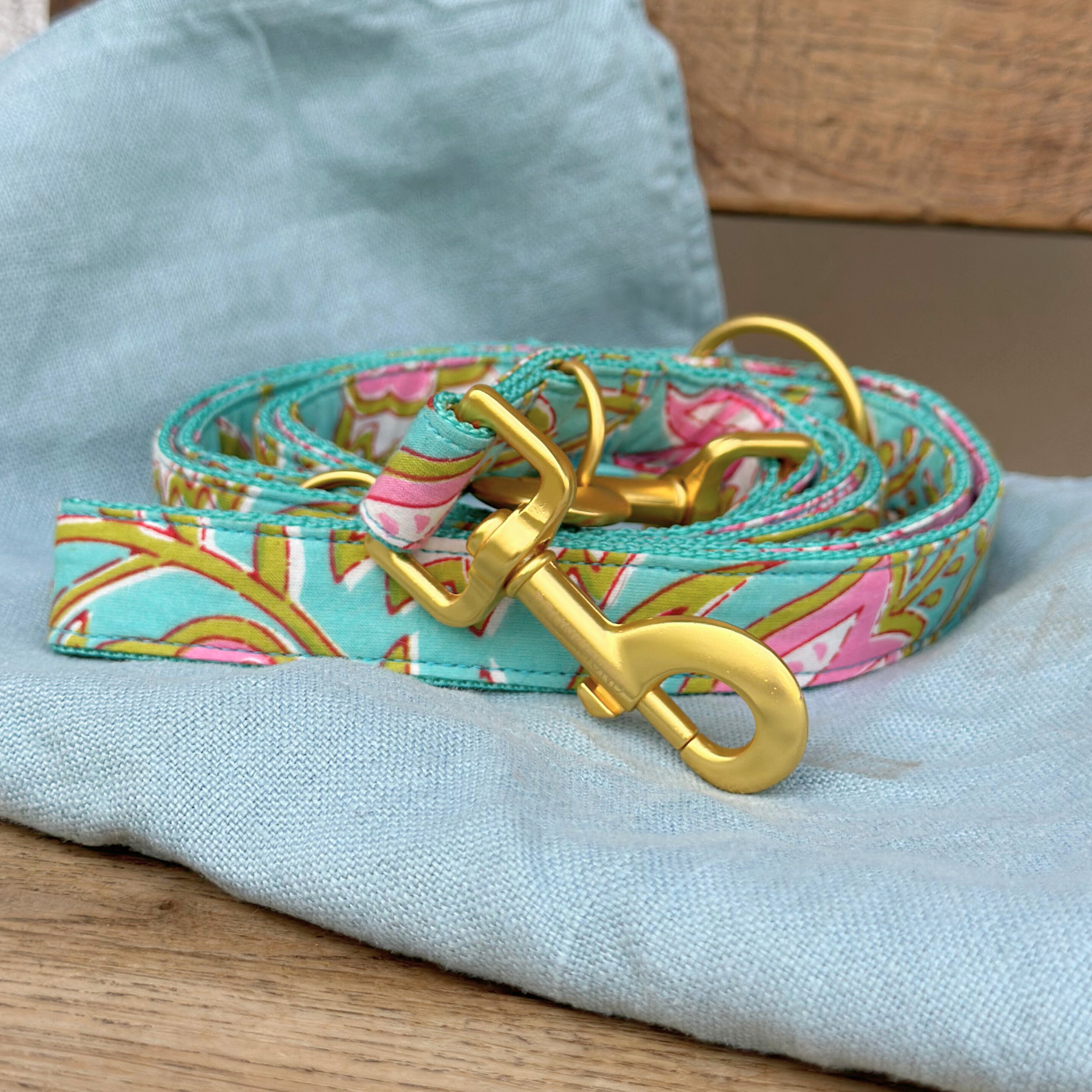 GOA aqua leash