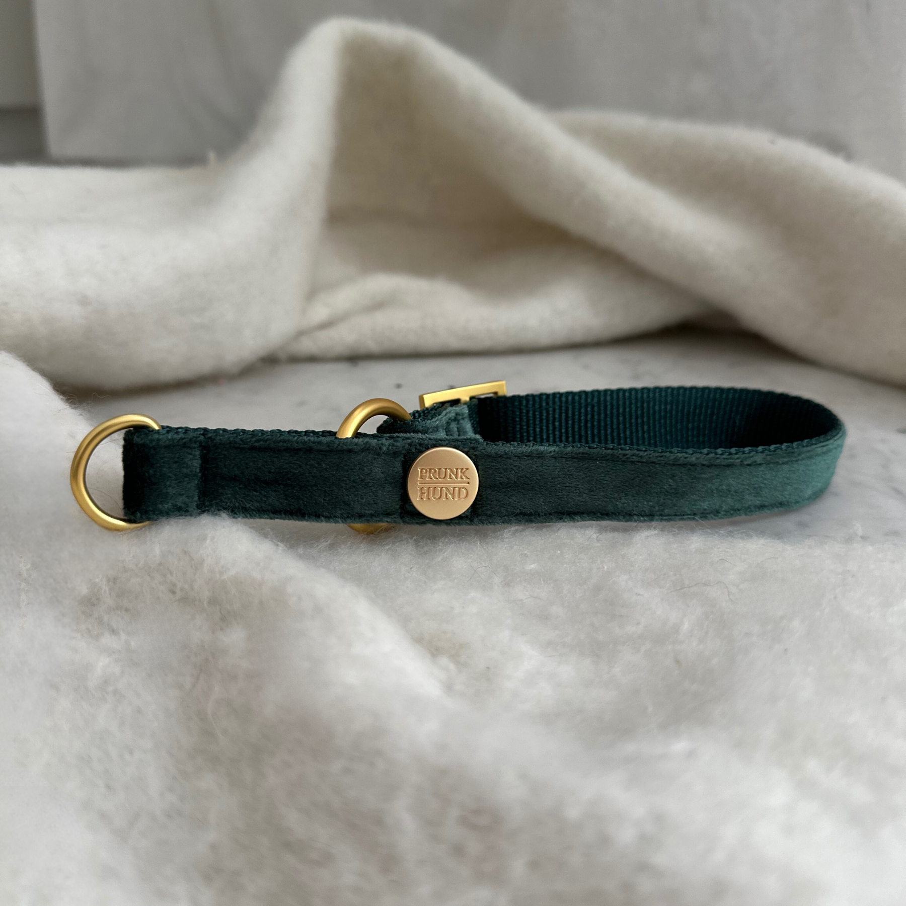martingale PINE collar