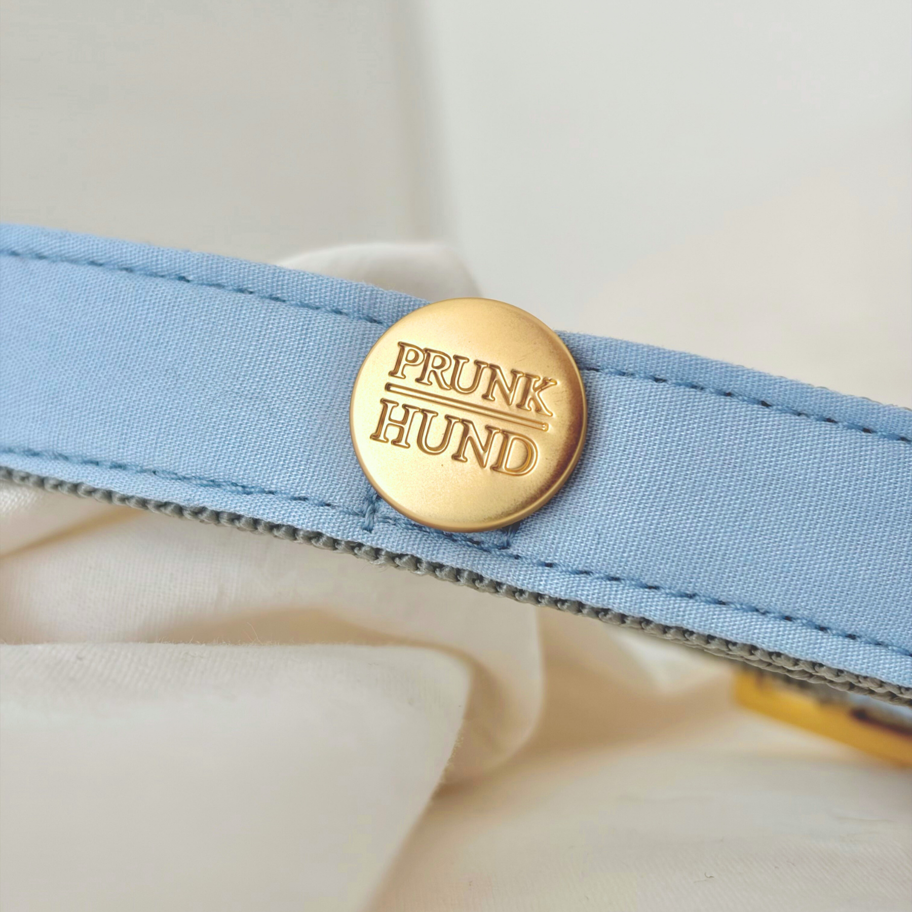 martingale collar WILD LIFE