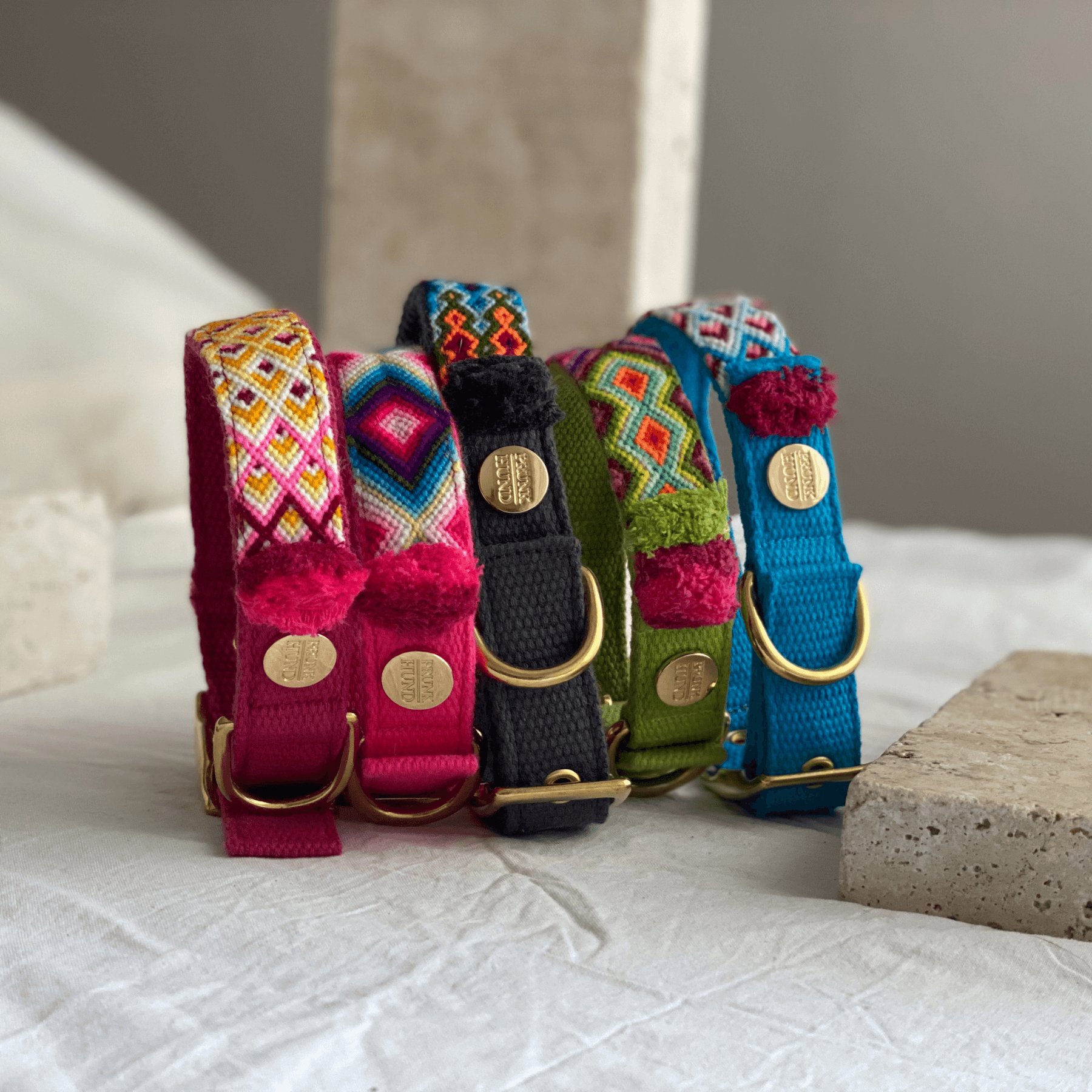 Halsband NOMA indigo