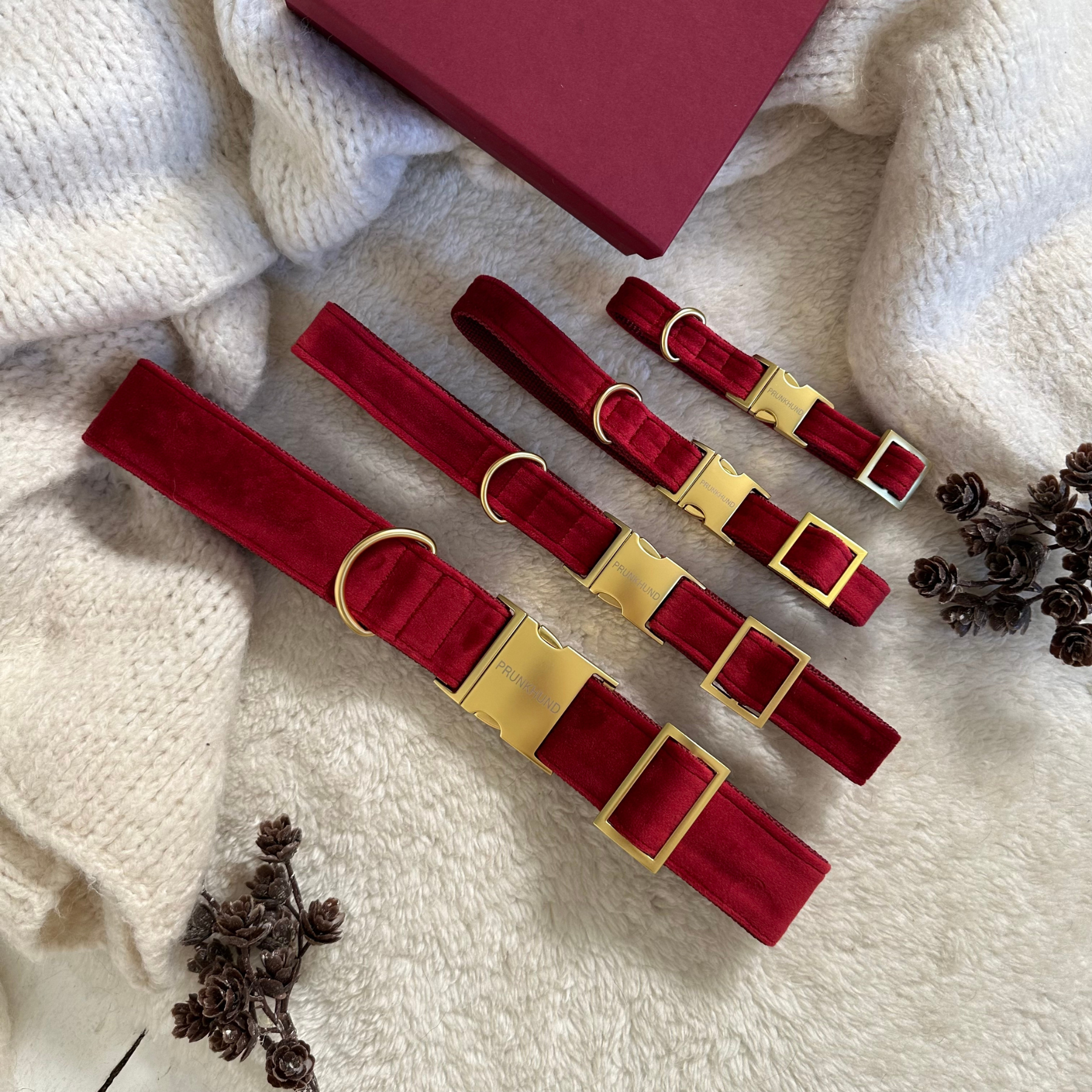 SANTA BABY collar